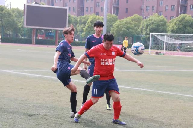曼城盯上22岁沃顿：那个总在观察的中场核心
