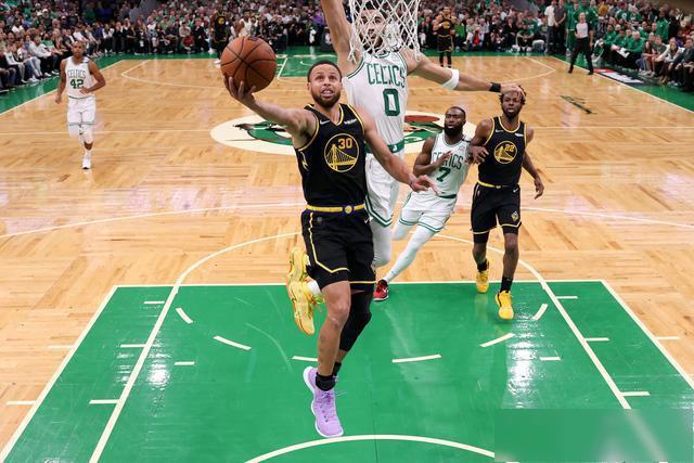 海伦芬主场有望在后期逆转特尔斯达