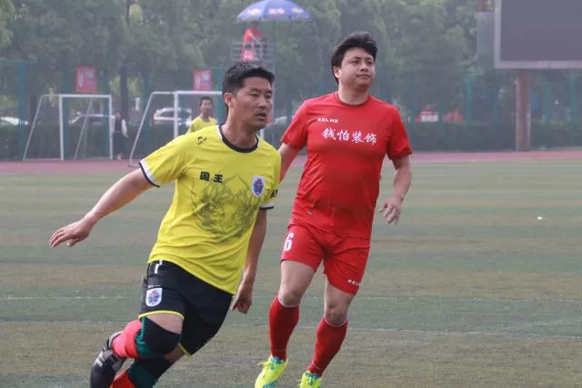 科斯塔库塔对那不勒斯欧冠前景的担忧与对囧叔的信任